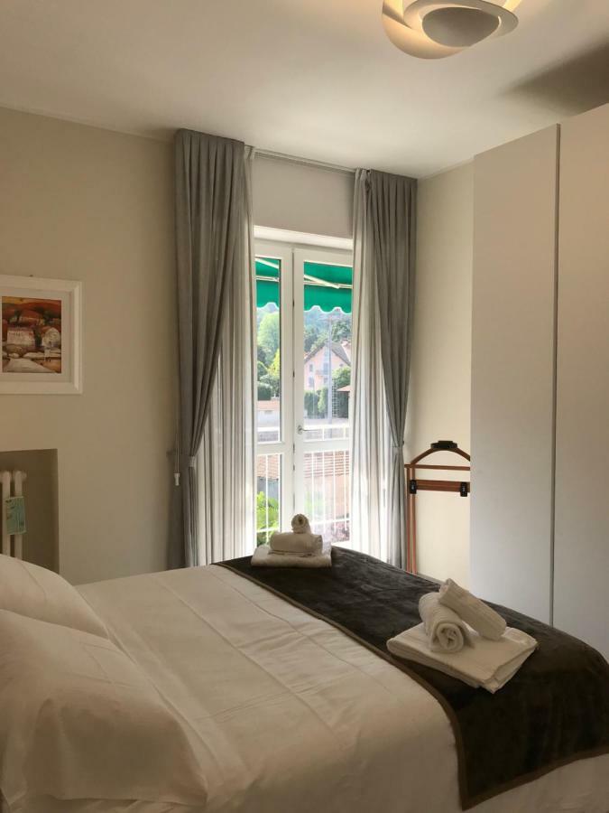 A Casa Di Chiara Apartment Stresa Luaran gambar